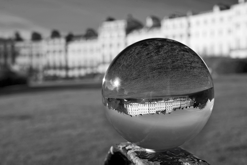 PiaObscura Fotografie Serien Glaskugel